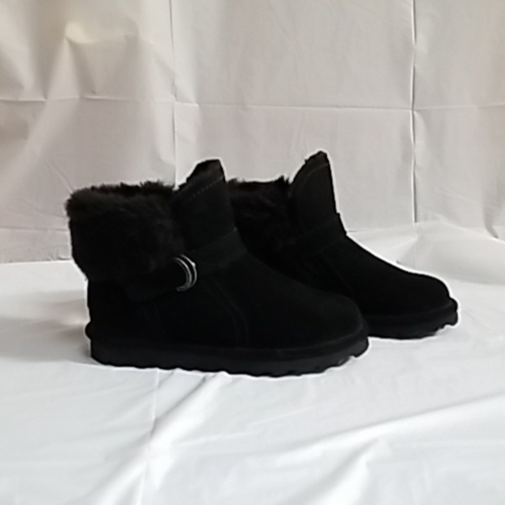 Bearpaw black used